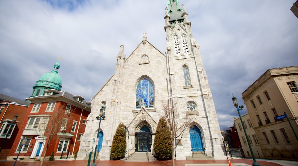 Harrisburg which includes heritage architecture and a church or cathedral