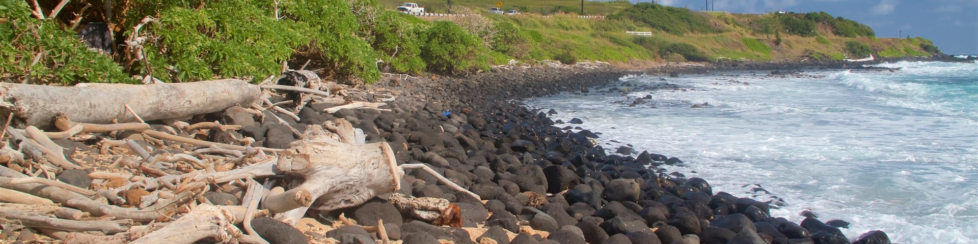 Ke Ala Hele Makalae East Shore Beach Path which includes general coastal views, rocky coastline and a pebble beach