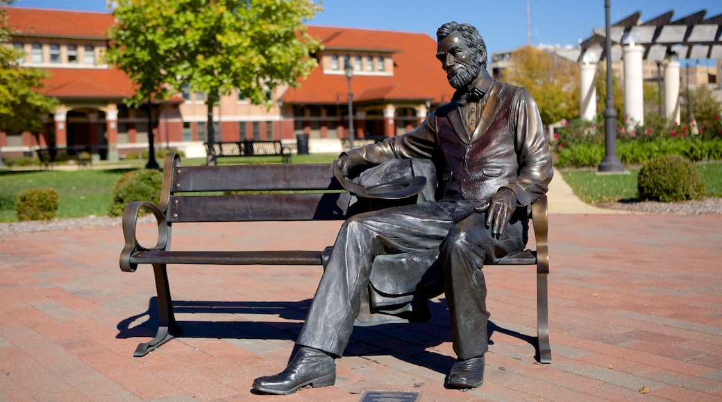 Union Station das einen Park und Statue oder Skulptur