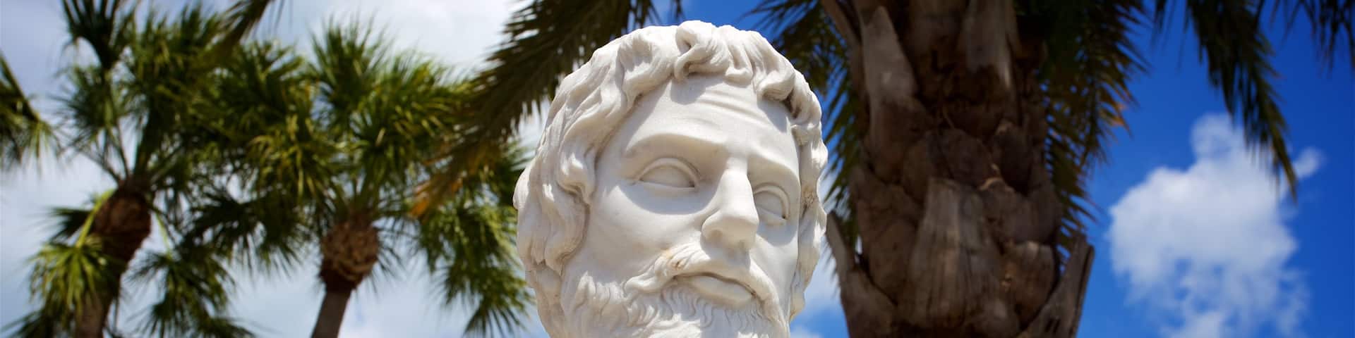 St. Armands Circle featuring a statue or sculpture