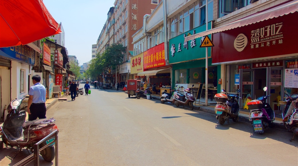 Kunming featuring kaupunki