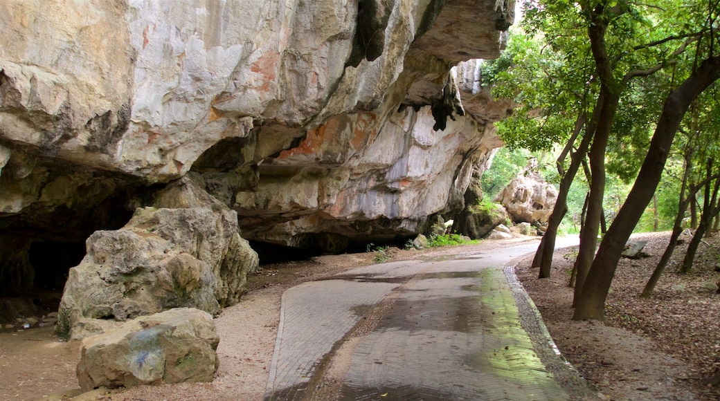 Seven-Star Park which includes caves and a garden