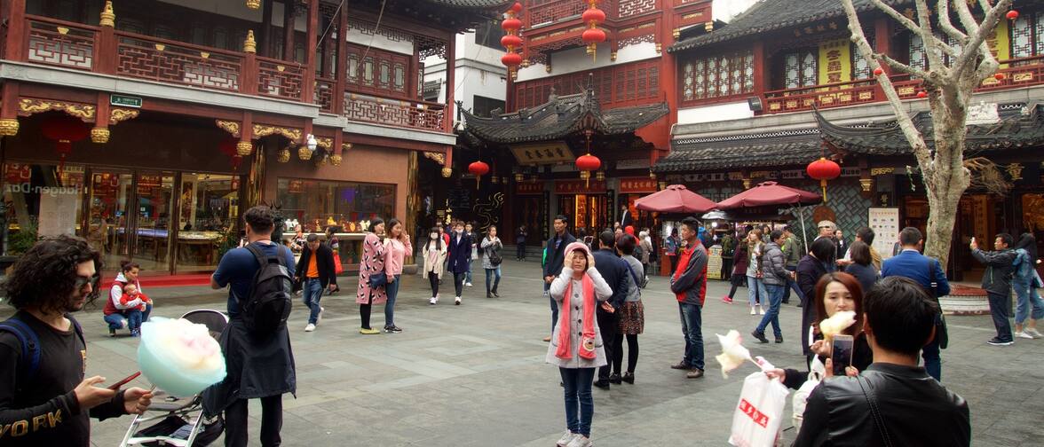 242678-Shanghai.jpg?impolicy=fcrop&w=1176&h=504&q=medium