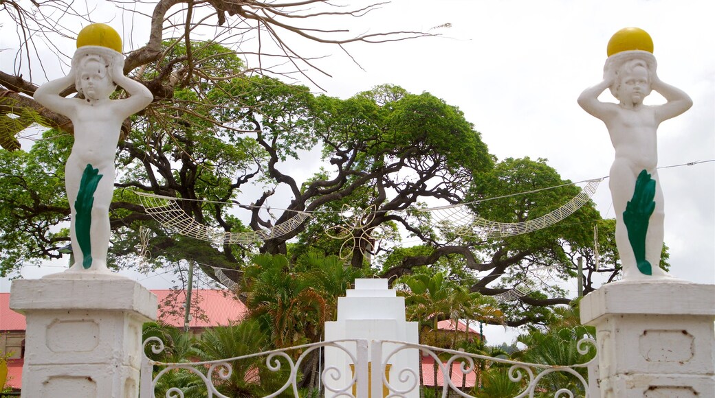 Derek Walcott Square