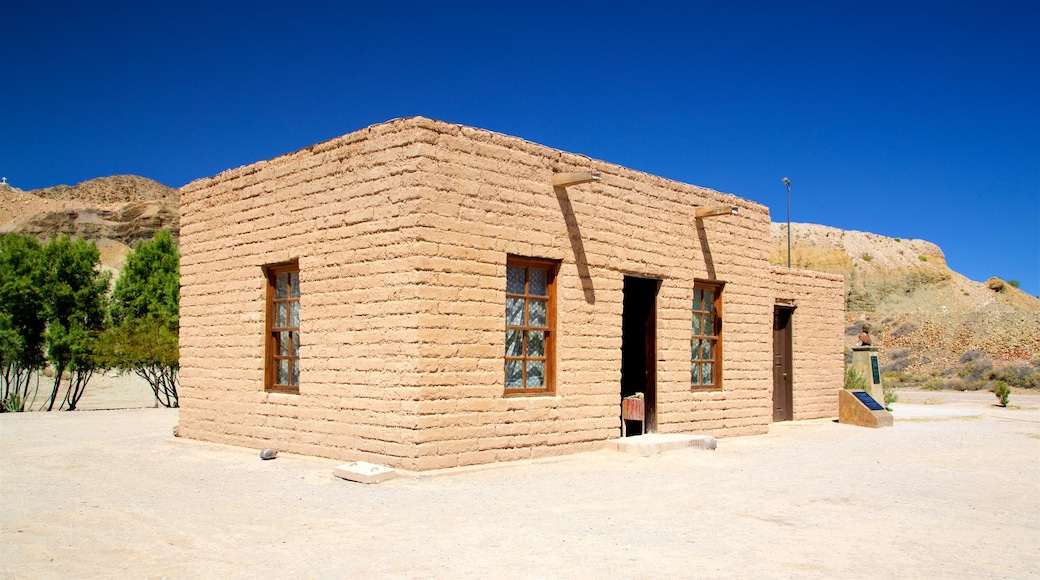 Casa de Adobe