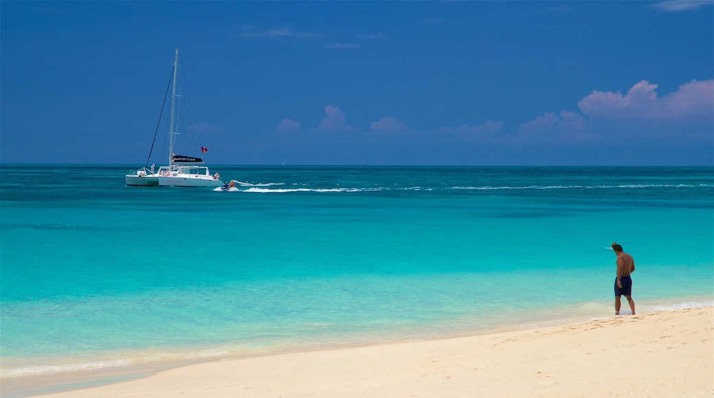 Darkwood Beach showing general coastal views, a sandy beach and boating