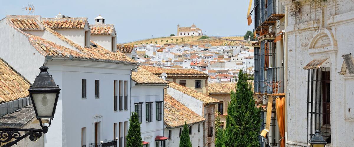 Antequera which includes a city