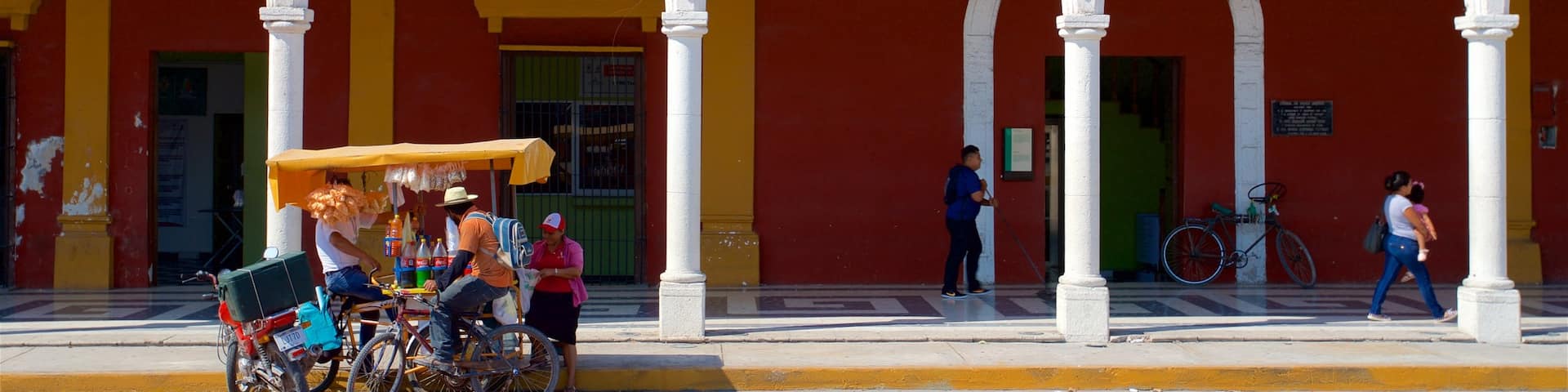 Champoton showing heritage elements as well as a small group of people