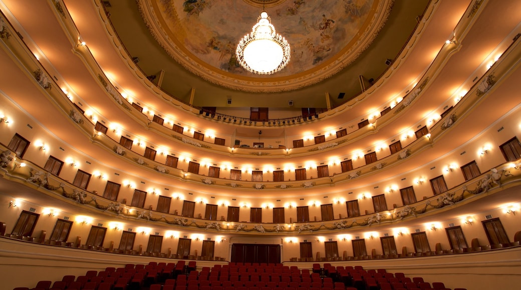 Teatro Peón Contreras ofreciendo vistas interiores y escenas de teatro