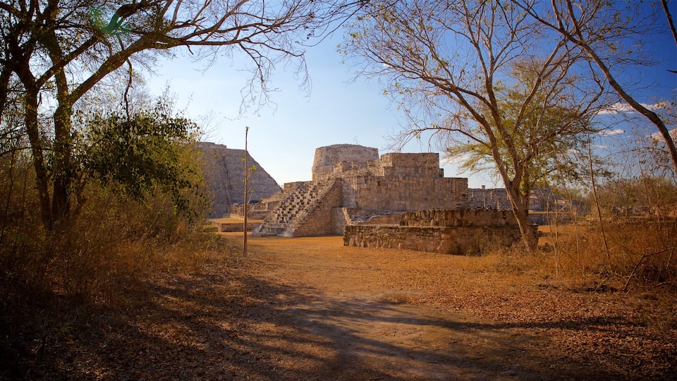 Maya-Ruinenstadt Mayapán mit einem historische Architektur