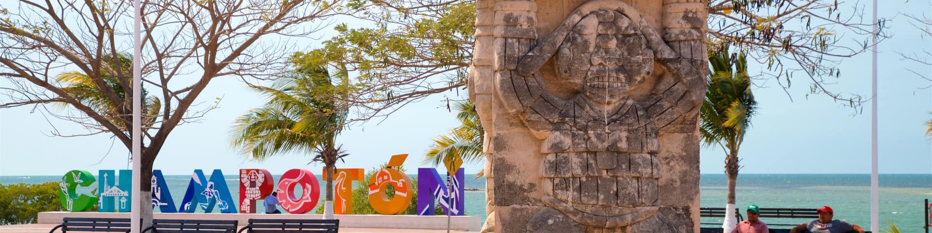 Champoton showing general coastal views, signage and heritage elements