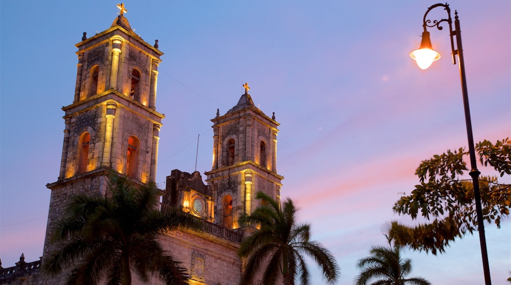 Cathedral of San Gervasio showing a sunset and heritage elements