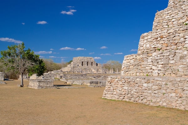 Maya-Ruinenstadt Mayapán mit einem historische Architektur