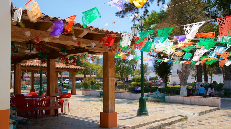 Handicrafts Market which includes a park