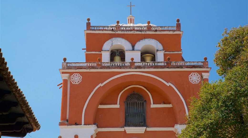 Arches of Carmen which includes heritage elements