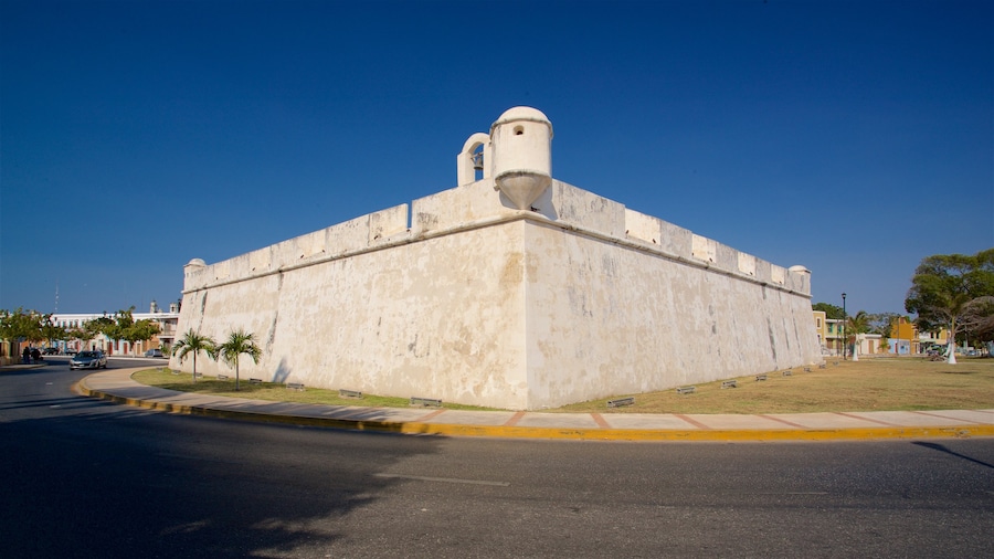 Baluarte de Santa Rosa mostrando arquitectura patrimonial