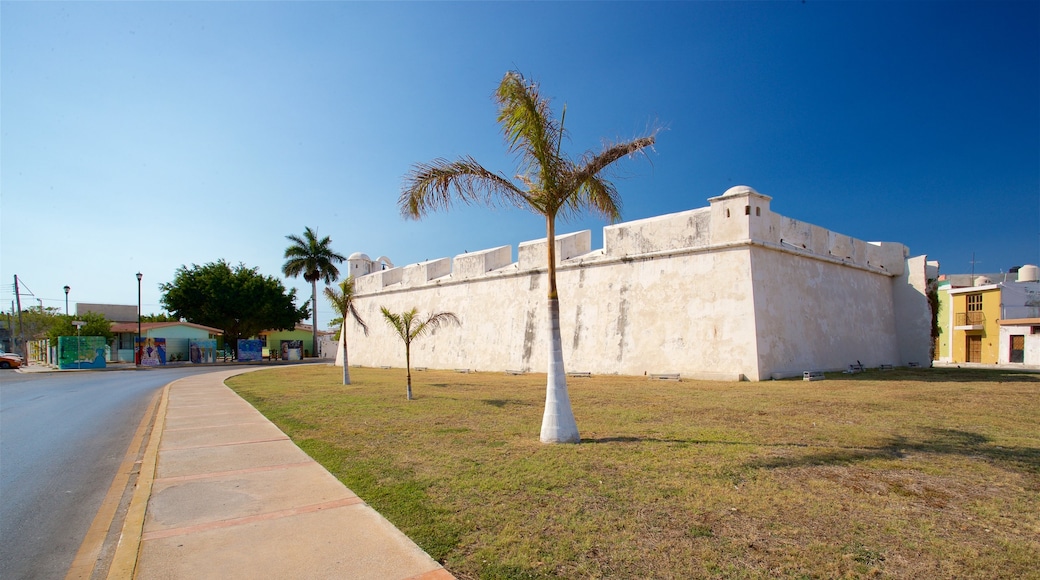 Baluarte de Santa Rosa mit einem Geschichtliches