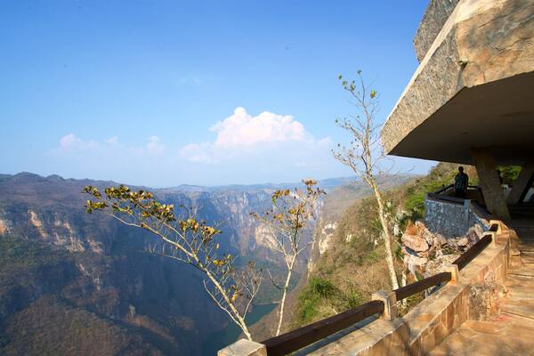 Manos que Imploran Viewpoint featuring a gorge or canyon, landscape views and views