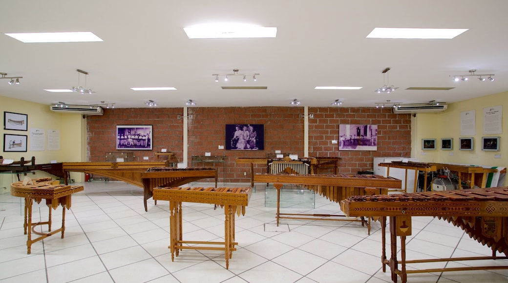 Museo de la Marimba toont interieur en historisch erfgoed