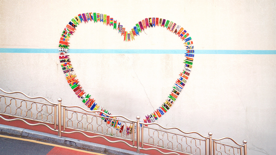 Gamcheon Culture Village showing outdoor art