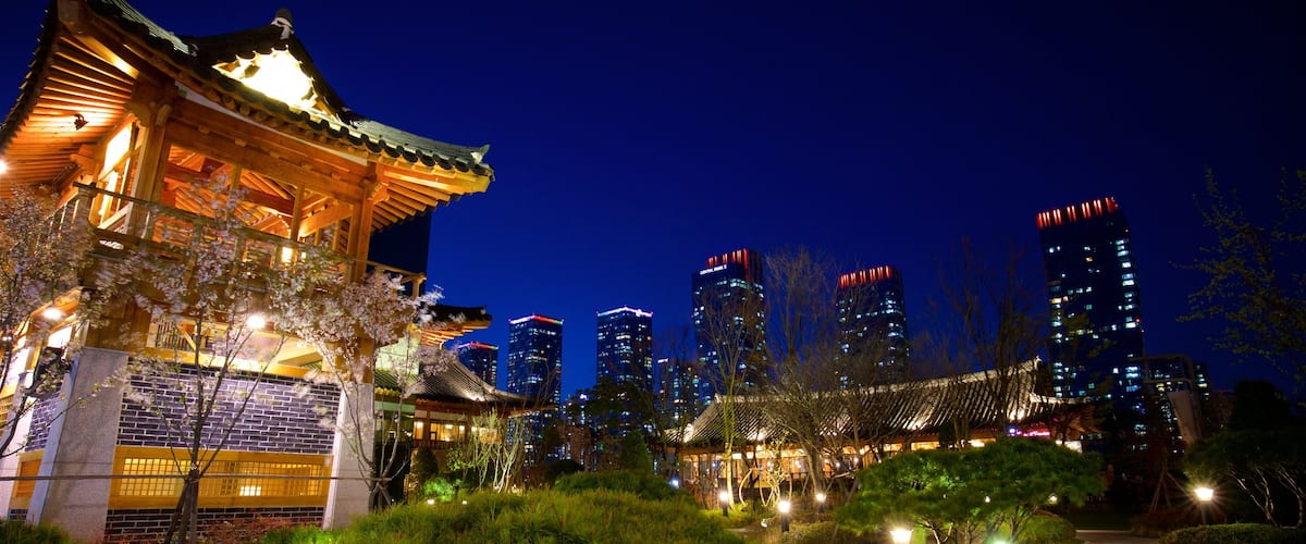 Incheon ofreciendo un rascacielos, un jardín y una ciudad