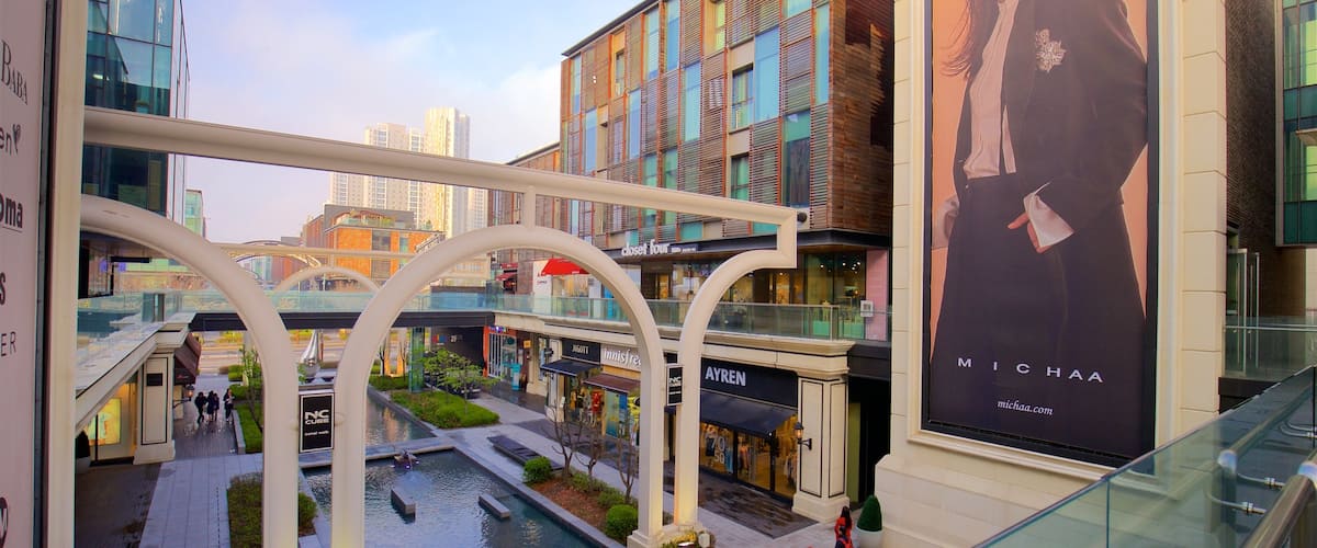 NC ํ๋ธ ์ปค๋ฌ์ํฌ ์ ๋ณด์ฌ์ฃผ๋ CBD, ์ ํธ ๊ณผ ๋ถ์