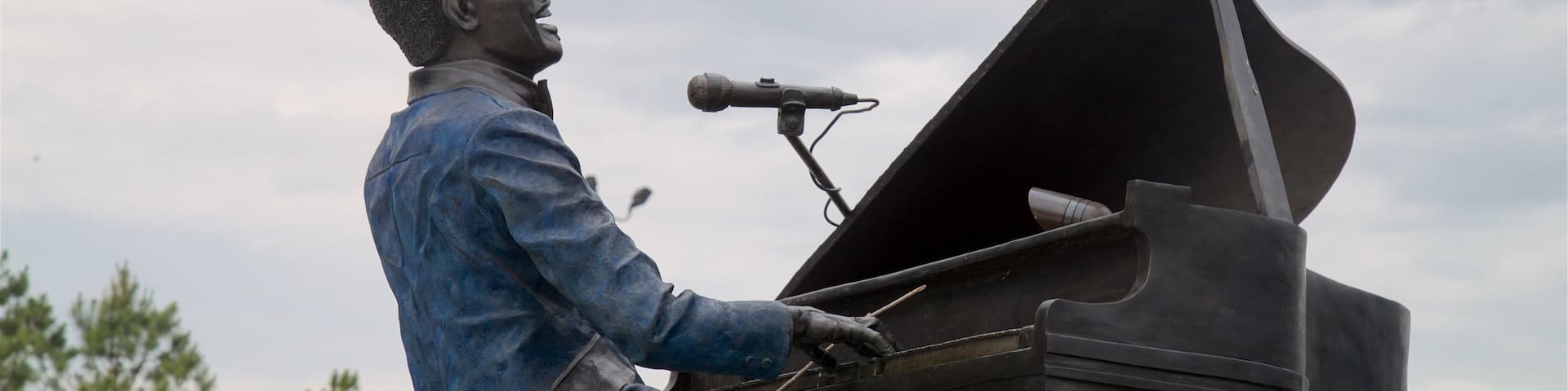 Ray Charles Plaza which includes a statue or sculpture