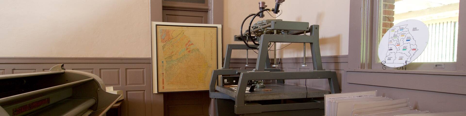 Thronateeska Heritage Center featuring interior views