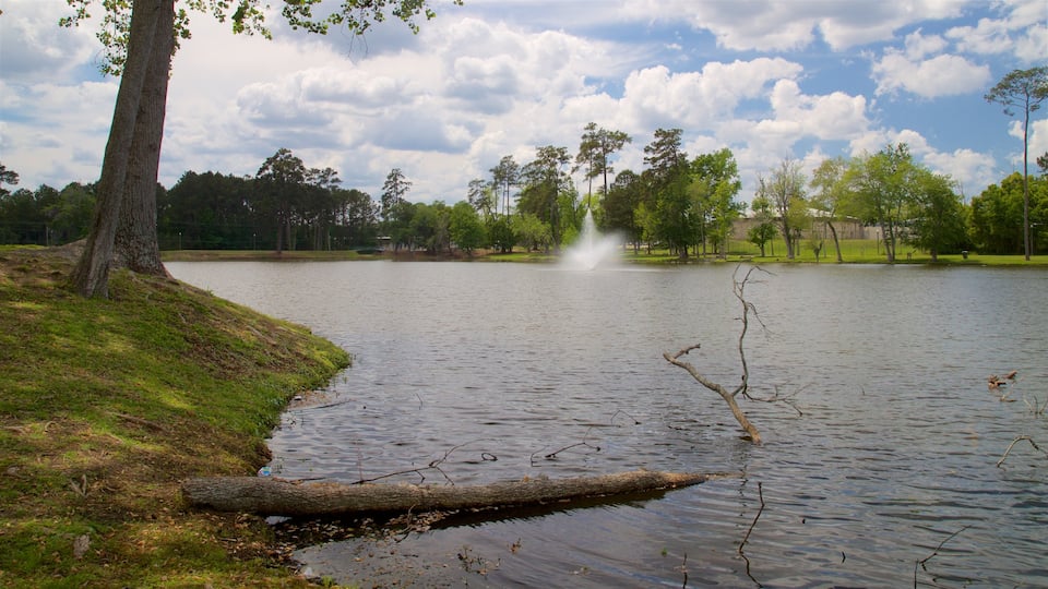 Thomasville which includes a river or creek