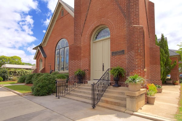 Tifton Museum for Kunst og Kulturarv og byder på en kirke eller en katedral