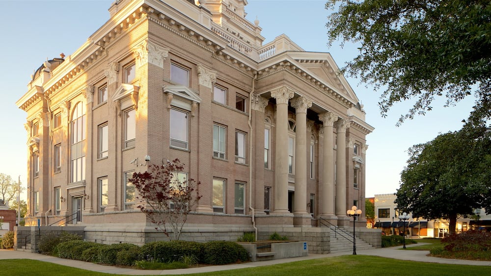 Valdosta mettant en vedette coucher de soleil et patrimoine architectural