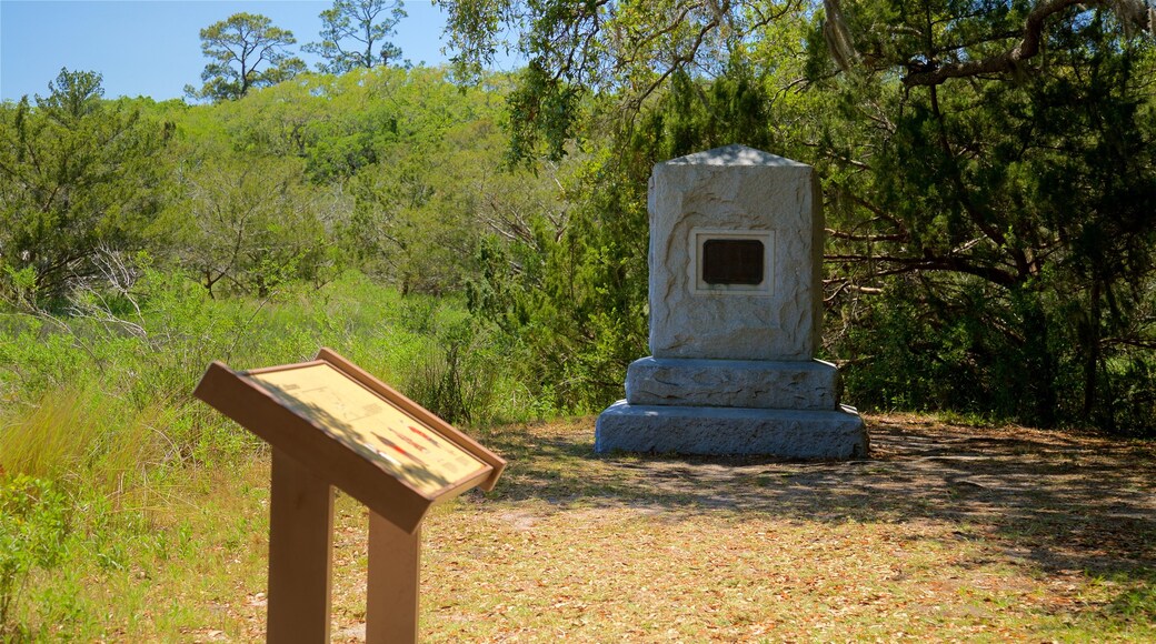 Bloody Marsh Battle Site which includes signage, a park and heritage elements