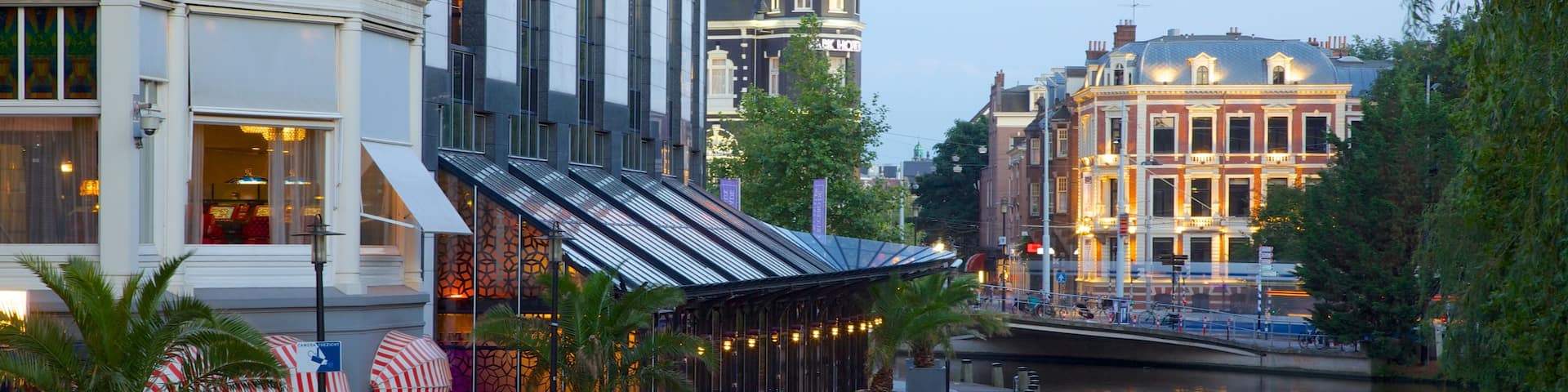 Amsterdam welches beinhaltet Fluss oder Bach, Stadt und Straßenszenen