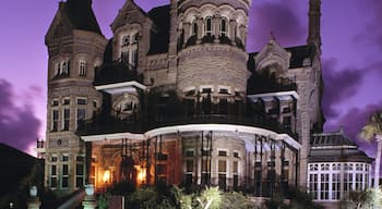 Galveston showing a house, night scenes and heritage architecture