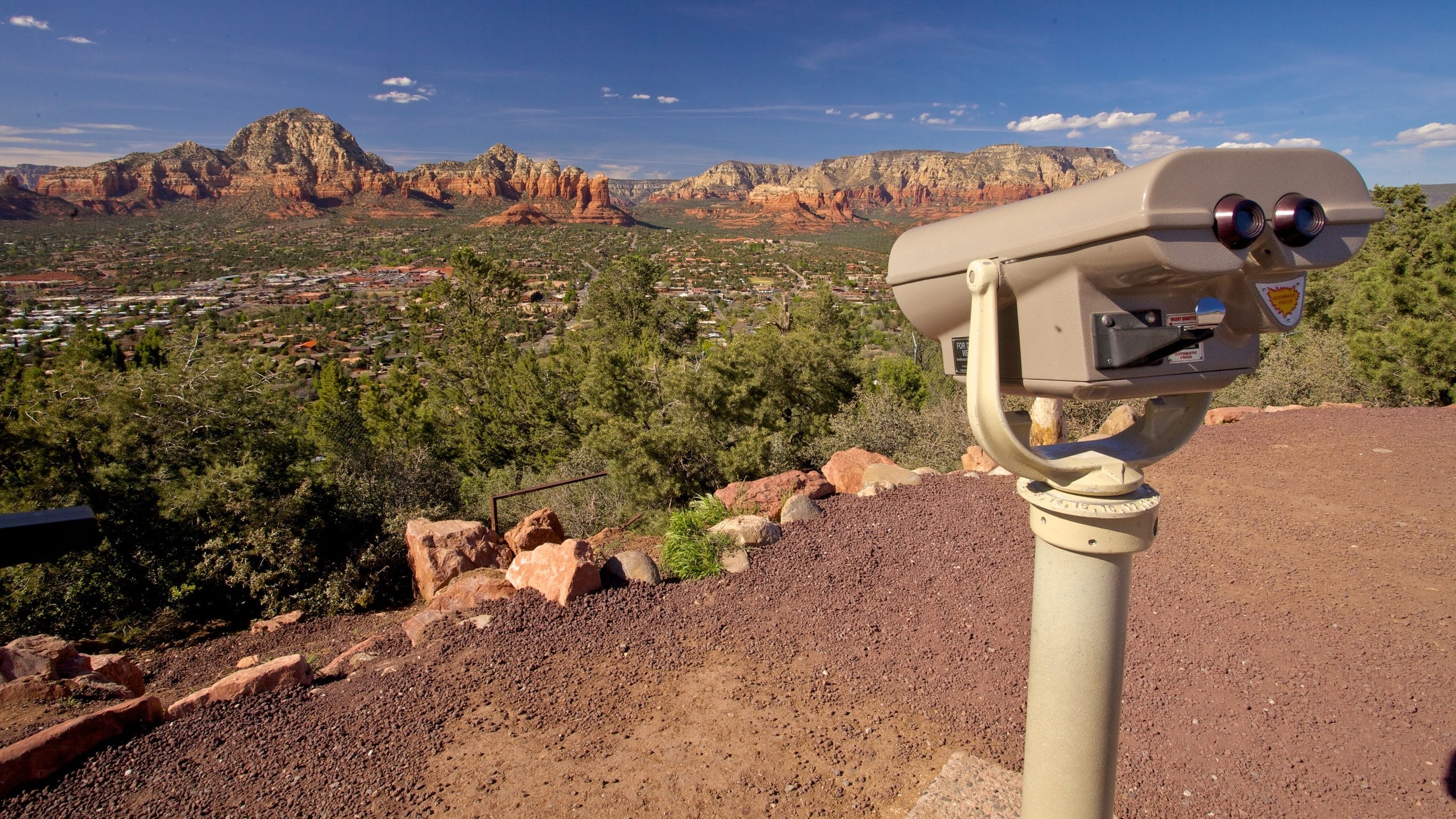 Sedona which includes landscape views and mountains