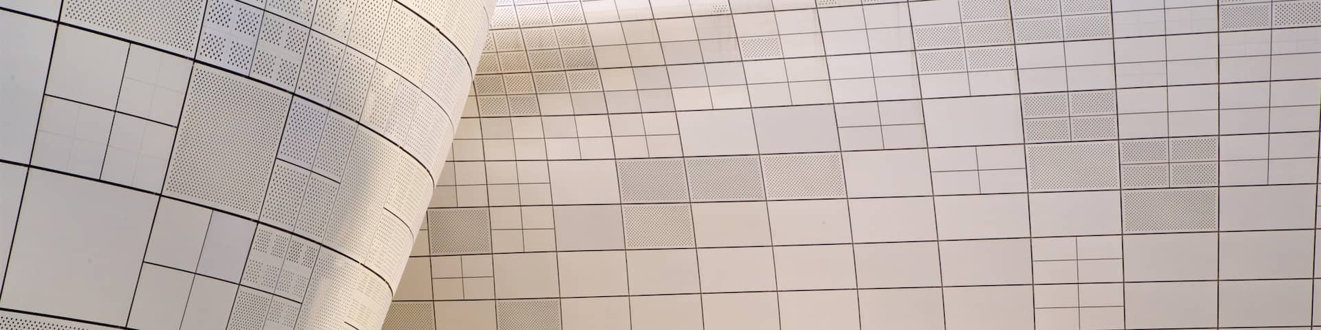 Dongdaemun Design Plaza which includes modern architecture as well as a couple