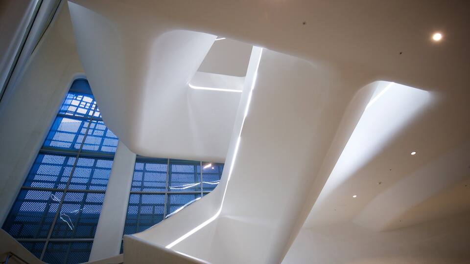 Dongdaemun Design Plaza featuring interior views