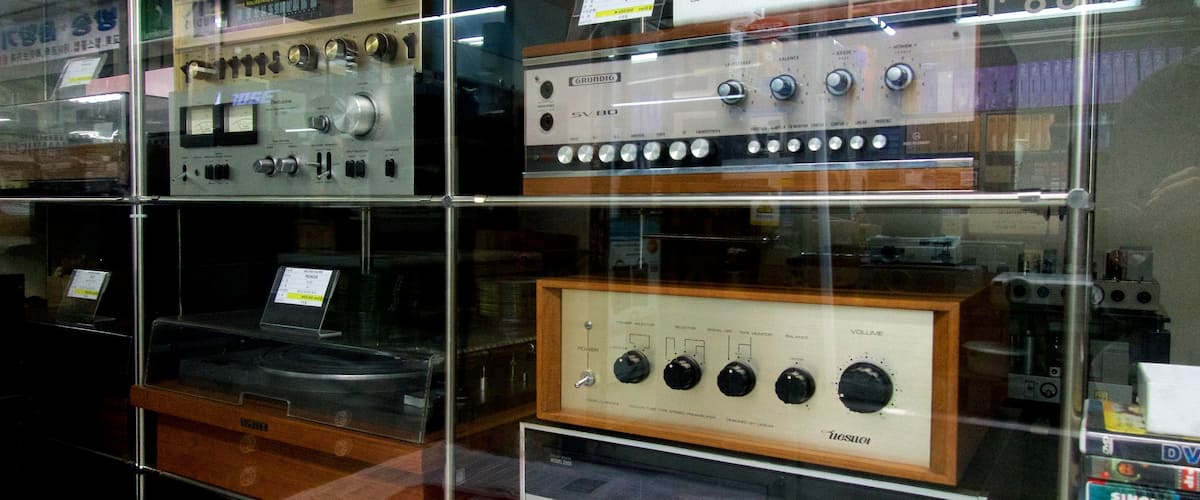 Yongsan Electronics Market showing heritage elements and markets