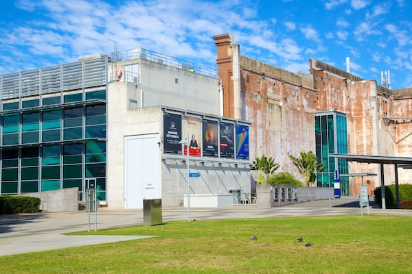 New Farm which includes heritage architecture