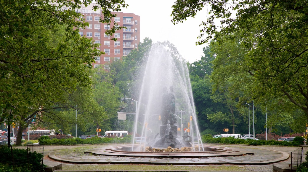 Grand Army Plaza