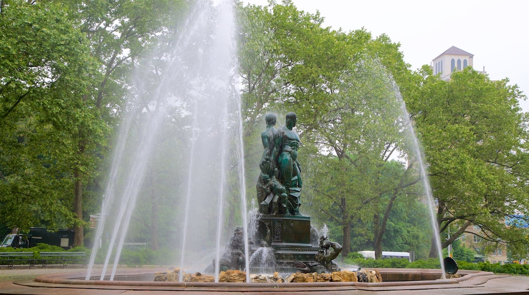 Grand Army Plaza