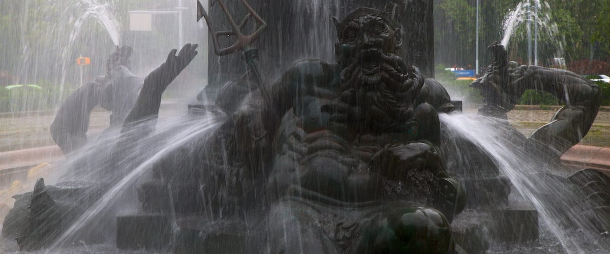 Grand Army Plaza which includes a statue or sculpture and a fountain