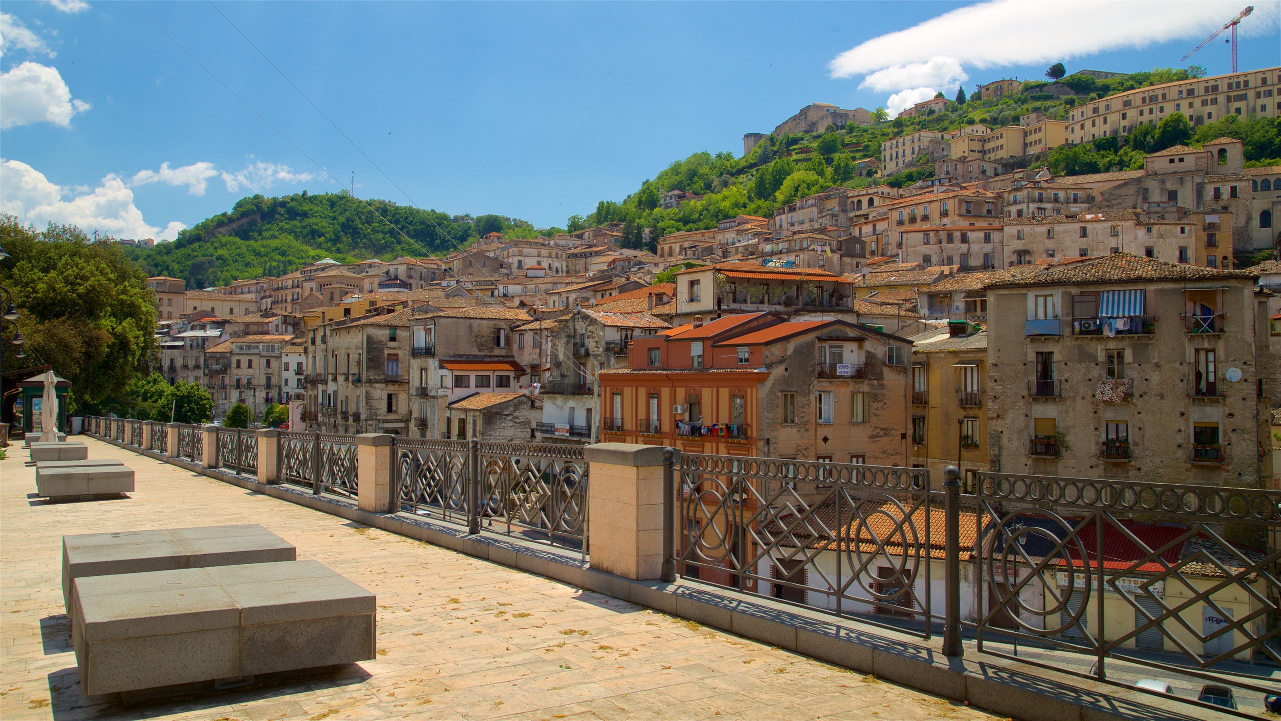 Cosenza turismo: qué visitar en Cosenza, Calabria, 2026 | Viaja con Expedia, image size:2560x1440
