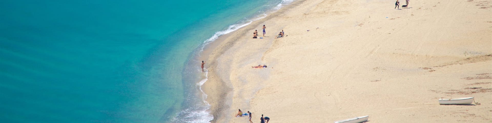 Caminia Beach