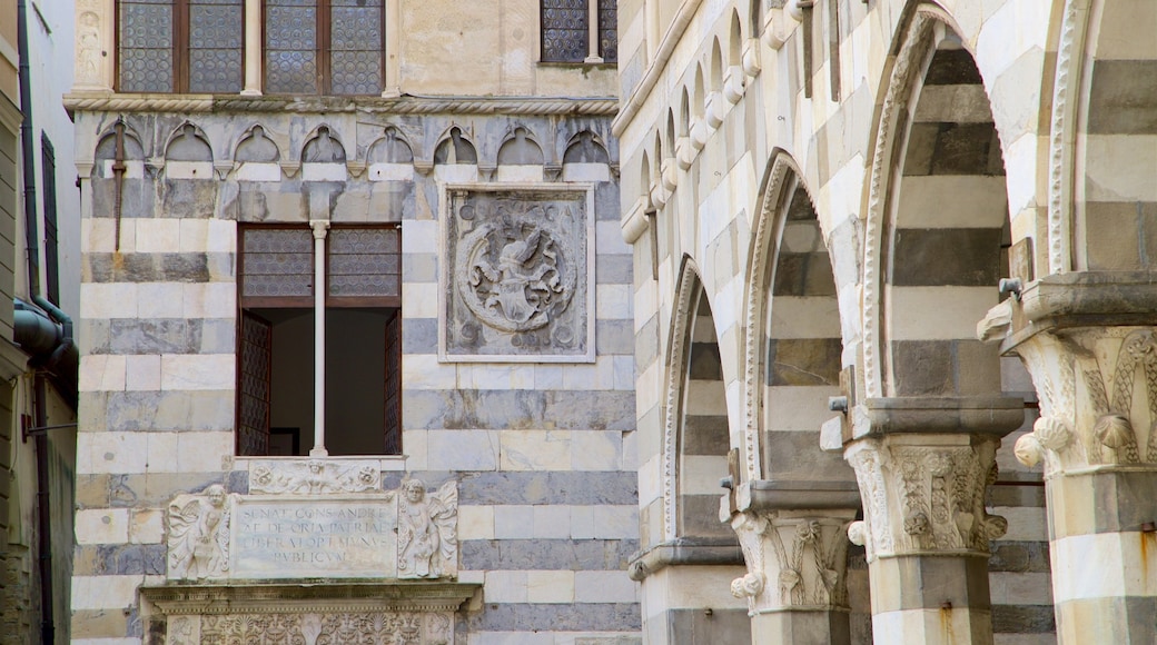 Piazza San Matteo