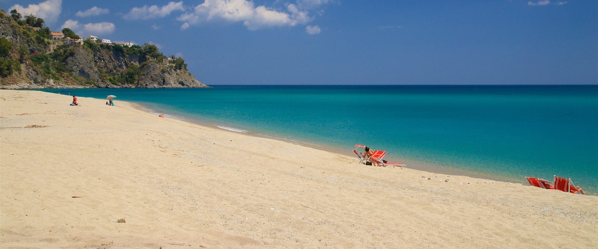 Caminia Beach