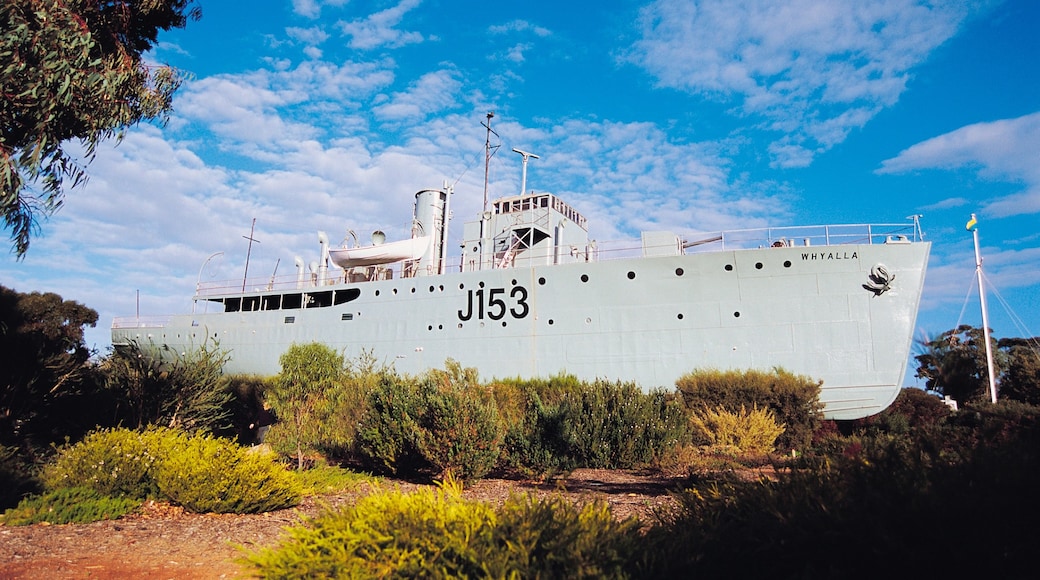 ワイアラ観光ガイド~定番人気スポットを参考に自分にピッタリの観光プランを立てよう!|エクスペディア