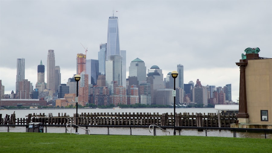 Pier A Park