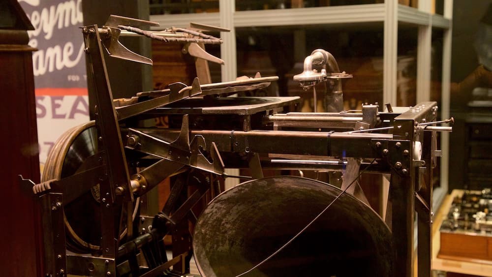 Thomas Edison National Historic Site showing interior views and heritage elements