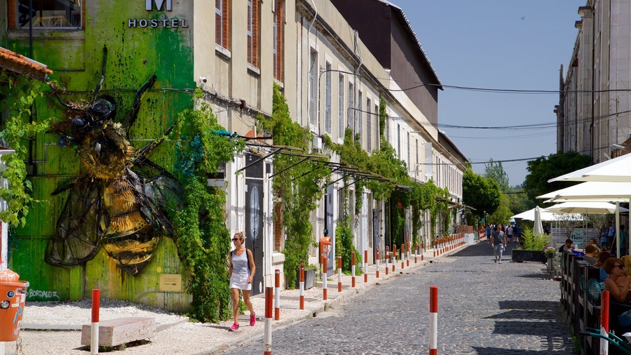 Vùng Lisboa cho thấy nghệ thuật đường phố và cảnh đường phố cũng như phụ nữ